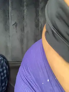NonoGotBoobies online show from May 16, 10:36 am