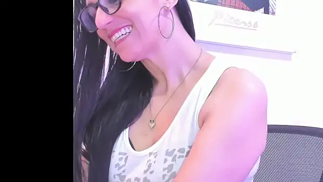 RachelsX online show from September 10, 4:40 pm