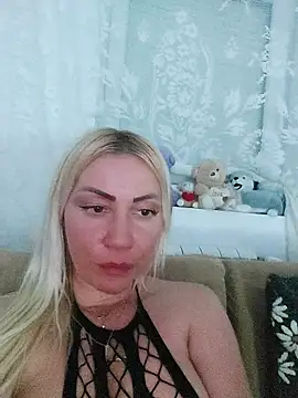 visnjica online show from May 4, 9:51 pm