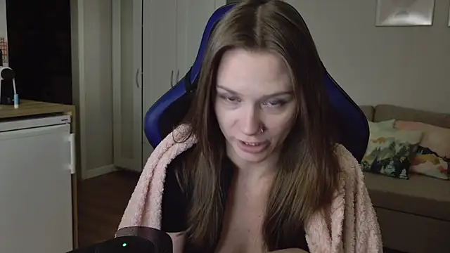 alexa feels  online show from May 28, 4:27 pm
