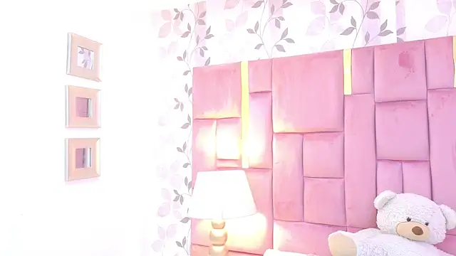 ArianaFranco online show from May 22, 2:04 pm