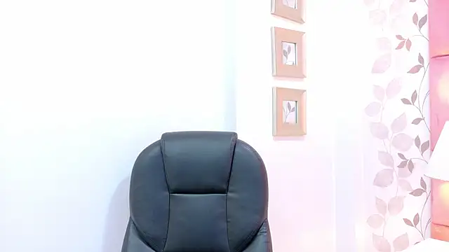 ArianaFranco online show from May 1, 1:14 pm