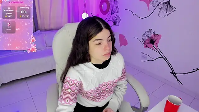 Isabela Fiorelli online show from February 1, 1:10 pm