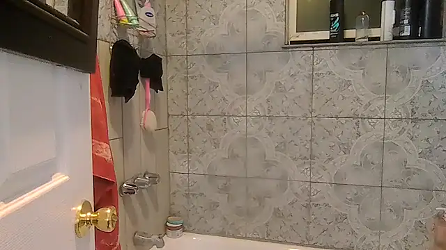 ShysluutGia online show from November 2, 9:45 am