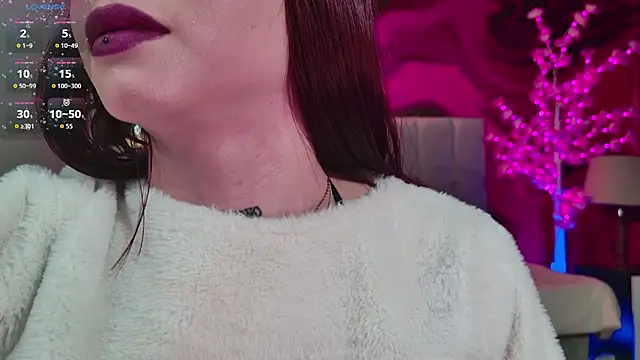 katellyrose online show from May 13, 6:24 pm