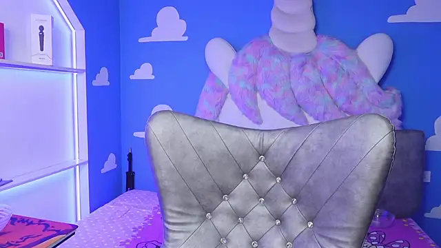 miss   angel online show from October 20, 6:00 pm