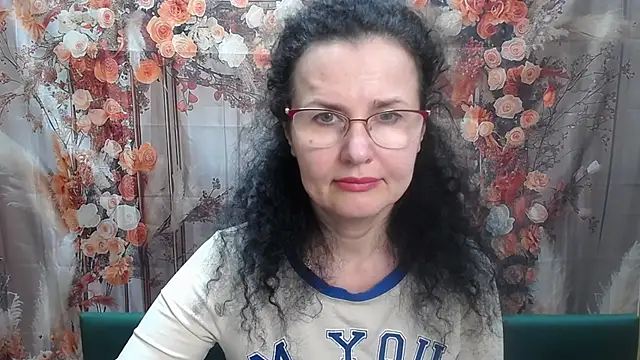 Miroslava Happi online show from May 16, 6:16 am