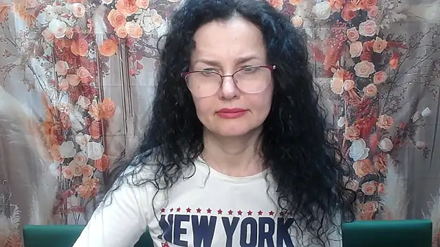 Miroslava Happi online show from March 12, 8:39 am