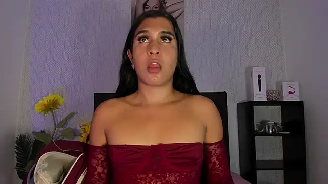Selena fox7 online show from May 18, 3:27 am