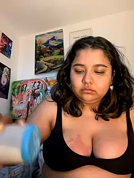 emyrose2 online show from September 23, 1:59 am