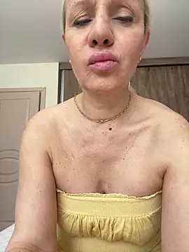 DeborahXPorn online show from May 14, 9:26 am