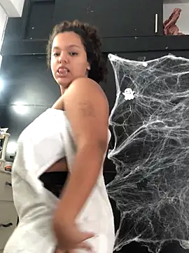 Anitta bell online show from October 11, 12:15 am