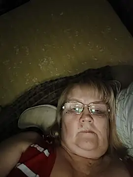 Violet5364 online show from April 8, 9:06 pm