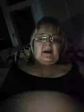 Violet5364 online show from April 3, 9:13 pm