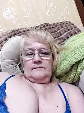 Violet5364 online show from January 8, 9:52 pm