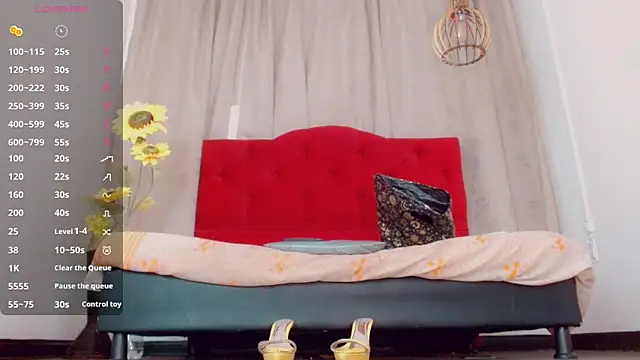 katha Crawford online show from November 12, 7:12 pm