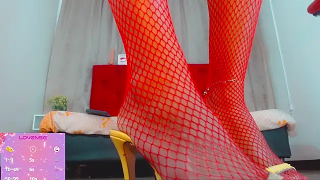 katha Crawford online show from October 14, 7:16 pm