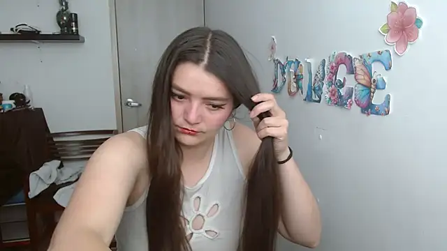 dulce  222 online show from September 15, 6:59 pm