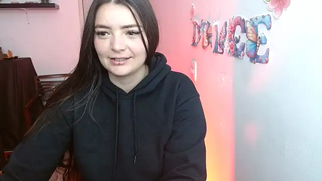 dulce  222 online show from October 1, 6:02 pm