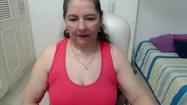 leonela 69 online show from May 18, 12:53 am