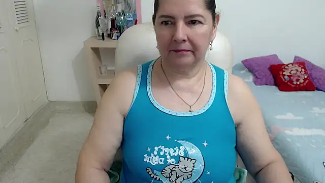leonela 69 online show from April 2, 1:47 am
