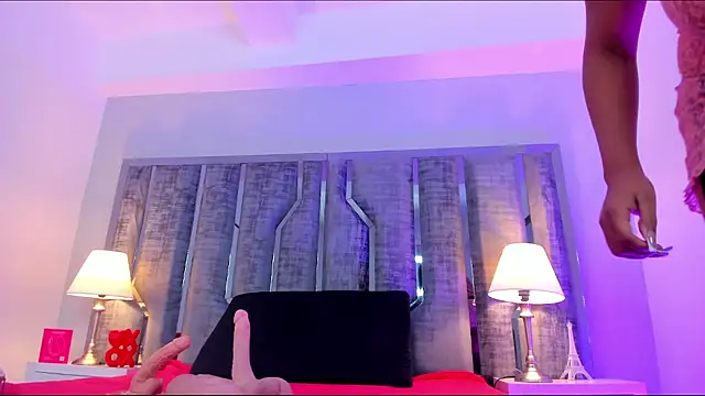 Ciara Benet online show from October 8, 12:20 pm