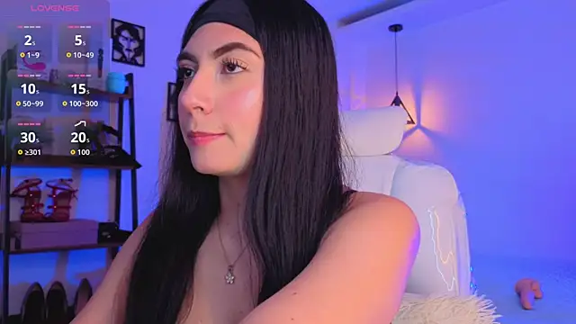 Miller Vanessa  online show from May 7, 9:07 pm