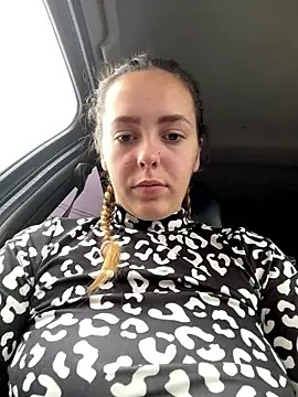 Pussy4564N online show from October 3, 12:43 pm