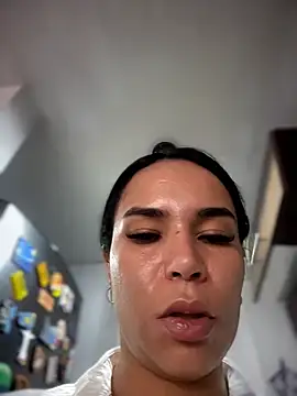 Naatalia online show from March 26, 5:58 pm