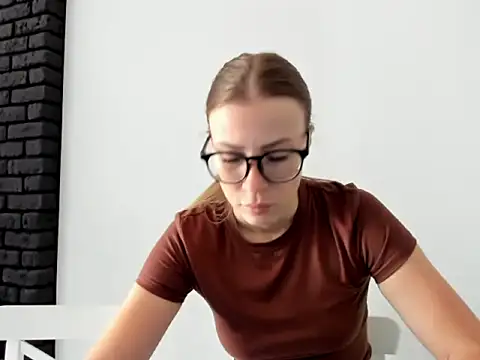 vikky s1 online show from September 26, 10:46 am
