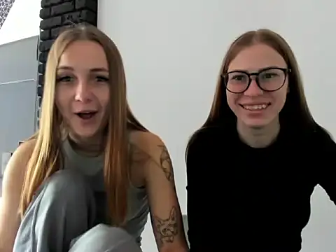 vikky s1 online show from September 25, 10:36 am