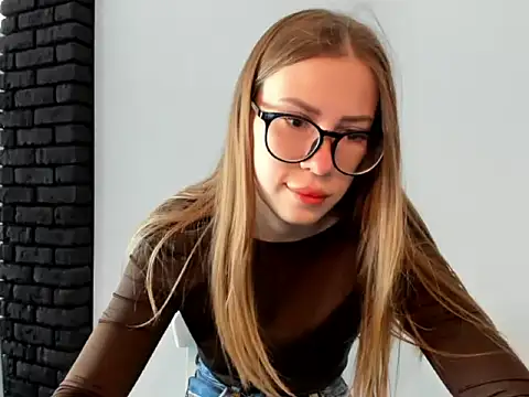 vikky s1 online show from September 23, 9:18 am