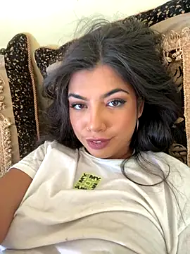 TheCrimsonBlairDarling online show from September 25, 7:34 pm