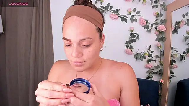 Snapshot of Baby_Asshley chatting on September 15, 1:47 am Baby Asshley online show from September 15, 1:47 am