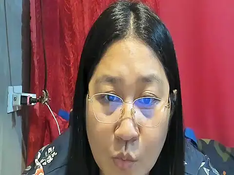 hotchubby88 online show from May 1, 12:25 am
