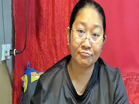 hotchubby88 online show from February 9, 9:11 am