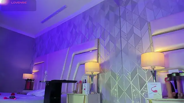 AnahisBennett online show from January 10, 4:06 am