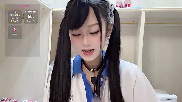 yueyue2003 online show from May 15, 12:19 pm