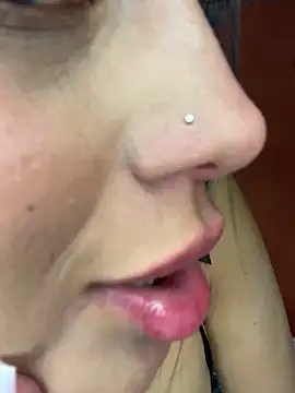 Emily sharlot online show from October 9, 10:30 am