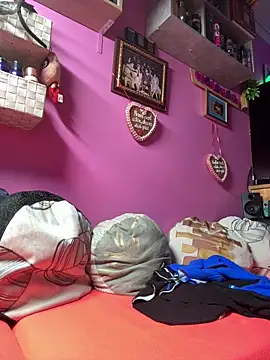 sexymelli18 online show from November 1, 6:56 pm