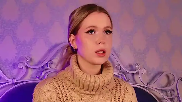 BECKI VRES online show from October 15, 8:33 pm