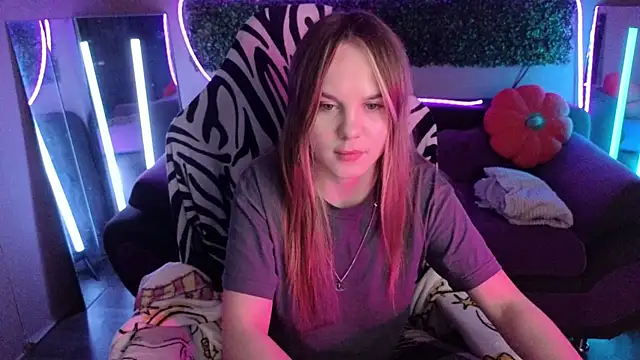 Dyna bae online show from November 12, 9:07 am