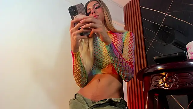 Madison Cambell online show from March 8, 4:11 pm