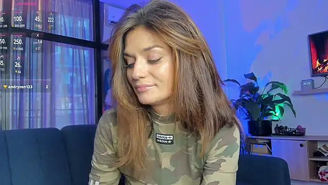 I   love  you online show from May 17, 4:06 pm