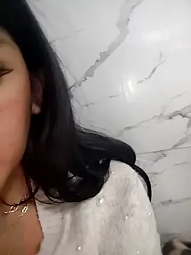 Snapshot of ElaRuil69 chatting on October 25, 3:36 am ElaRuil69 online show from October 25, 3:36 am