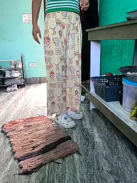 HorNy  Brother  Sister online show from February 3, 6:40 am