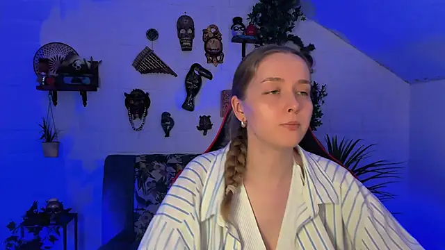 JenniferGraces online show from June 30, 6:07 pm