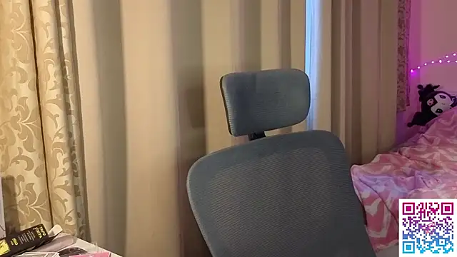 boozekirs  online show from February 15, 3:31 am