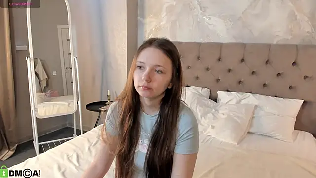 boozekirs  online show from May 8, 3:43 am