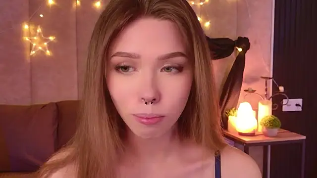 Sierra Fane online show from April 3, 12:36 pm